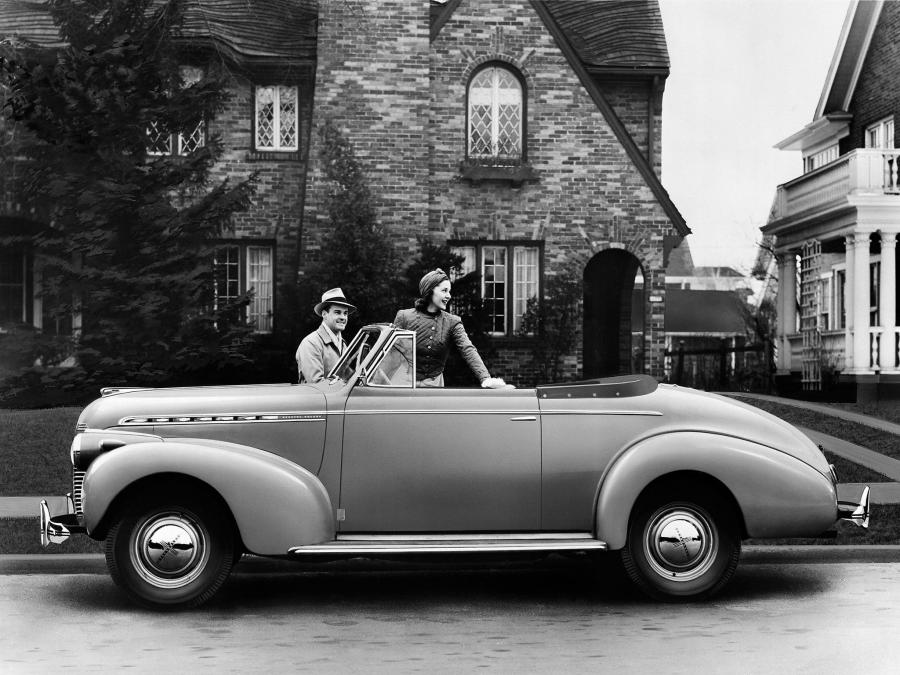  Chevrolet Special DeLuxe Convertible Coupe 1940 года  (фото 2 из 52)